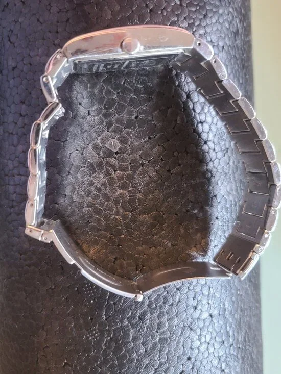 Men's Roots watch - Picture 2 of 4